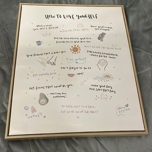 Picture fram for a more classic vibe in the room